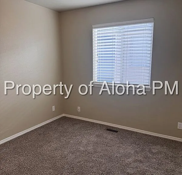 10795 W Susan St — Photo 10