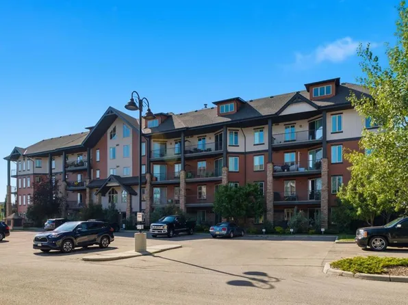 15 E Sunset Sq #2208, Cochrane, AB T4C 0E7