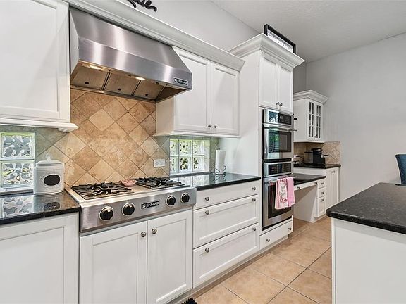 3rd image of 3025 Naughton Way