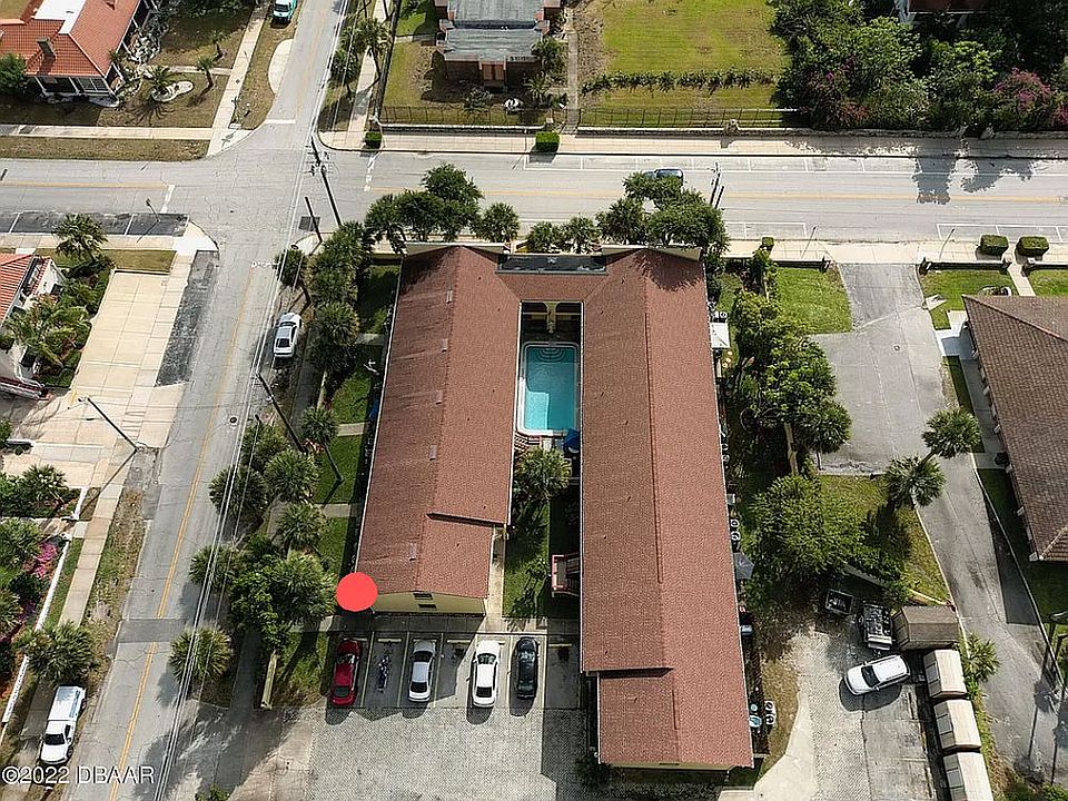 1st image of 216 Glenview Blvd APT 107