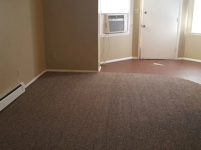1397 Main St #7 — Photo 2