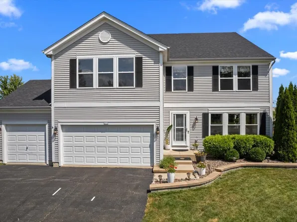 811 Kindberg Ct, Elburn, IL 60119