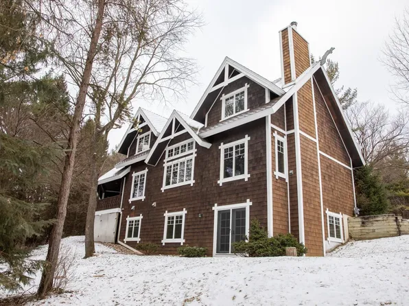 1312 Crescent Ridge Rd NW, Rochester, MN 55901