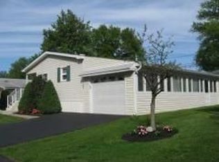 67 Cowbell Ln, Chalfont, PA 18914
