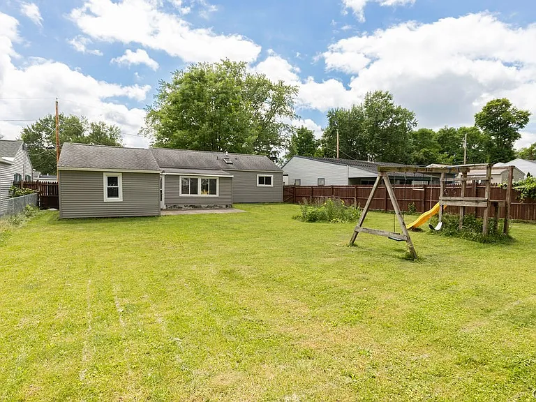 113 Kearney Ave — Photo 22