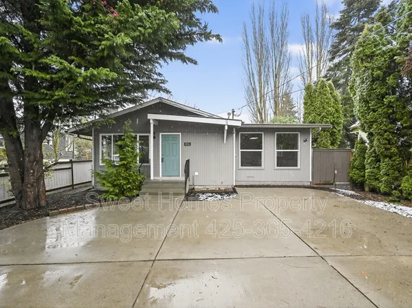 8742 3rd Ave NW, Seattle, WA 98117