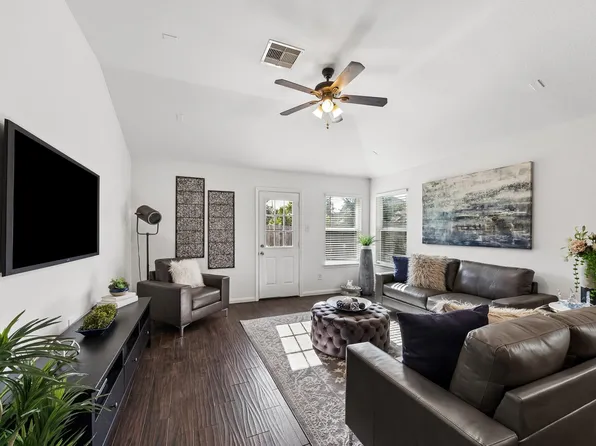 2415 Village Stone Ct, Katy, TX 77493