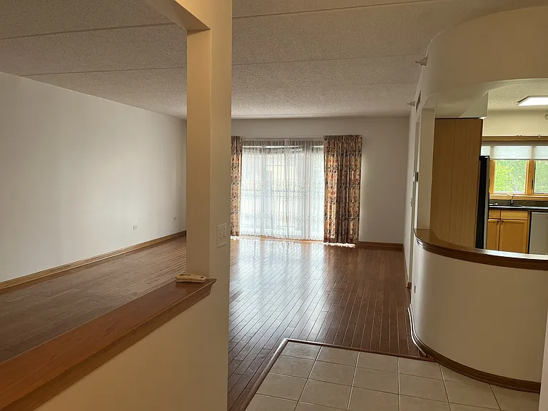 650 S River Rd #301 — Photo 2