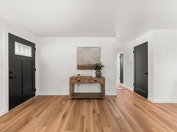 4th image of 7004 N Calispel St