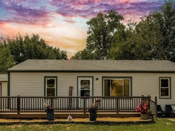 417 W Hollywood Dr, Wichita, KS 67217
