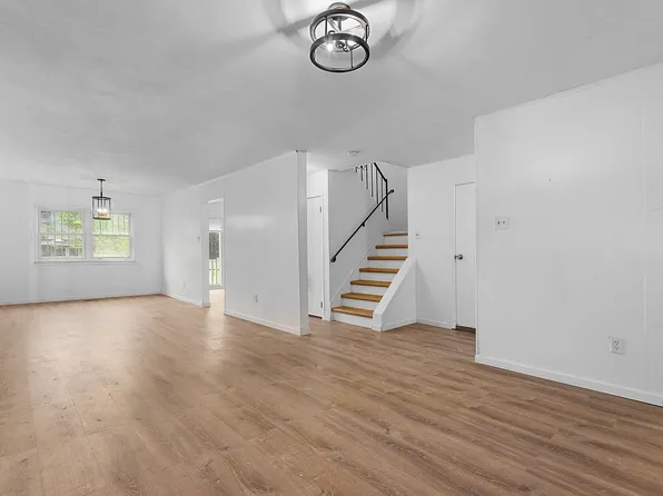 22 Hattie Jones Pl, Brooklyn, NY 11213