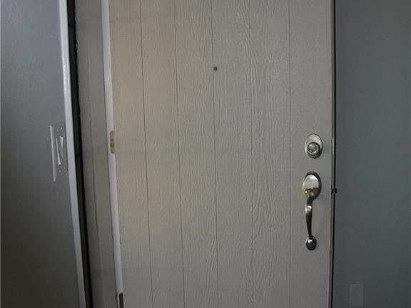 5th image of 320 Greenfield Ln