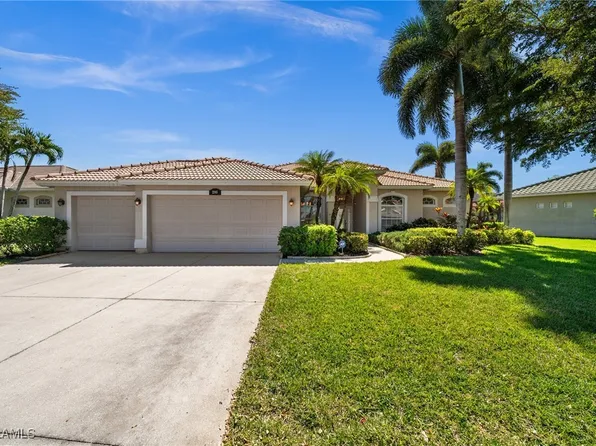 2243 Oxford Ridge Cir, Lehigh Acres, FL 33973