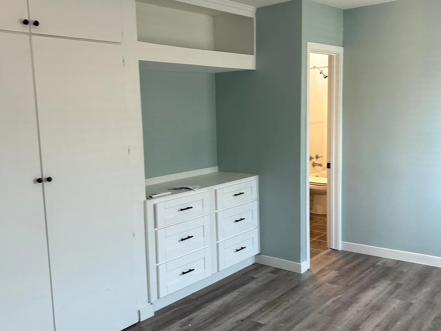 Studio, 230 sqft, $1,600 — Photo 2