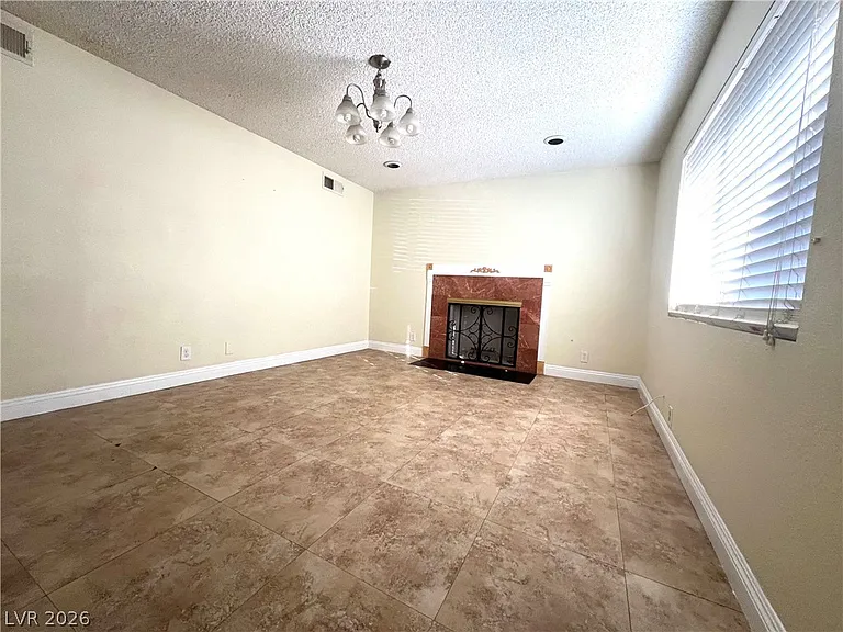 7054 Fenway Ave — Photo 6