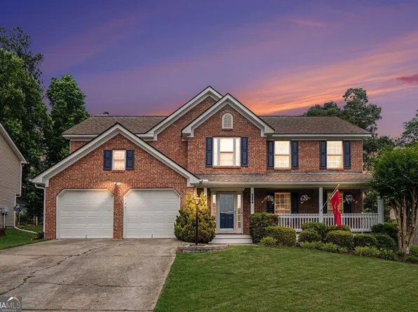 318 Dunagan Chase Dr, Lawrenceville, GA 30045