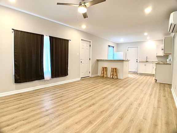 2nd image of 1624 Golf Club Ln APT C