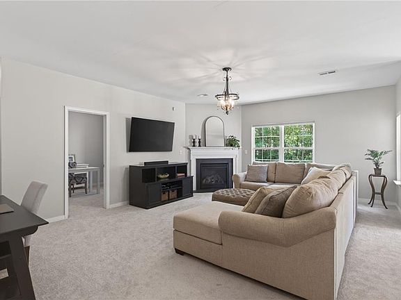 5th image of 1251 Veranda Way