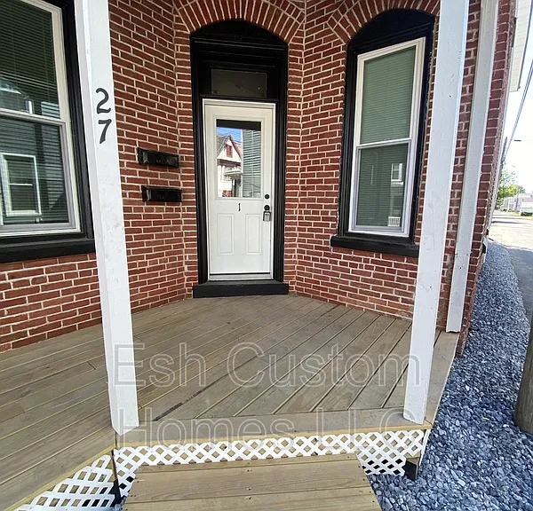 27 W Ferdinand St #1 — Photo 3