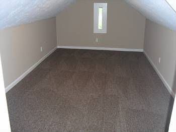 3rd image of 11 Tumlin St APT E