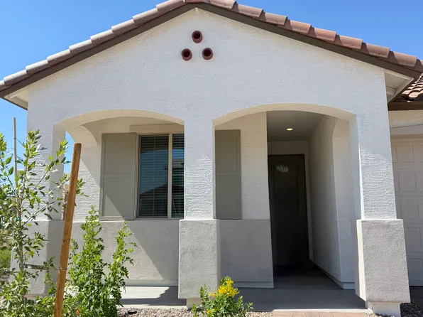 824 W Sparrow Dr, Queen Creek, AZ 85140