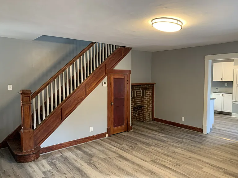 215 Rockwood Ave — Photo 8