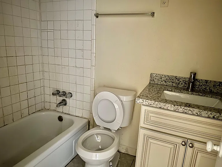 3013 Independence St #B — Photo 14