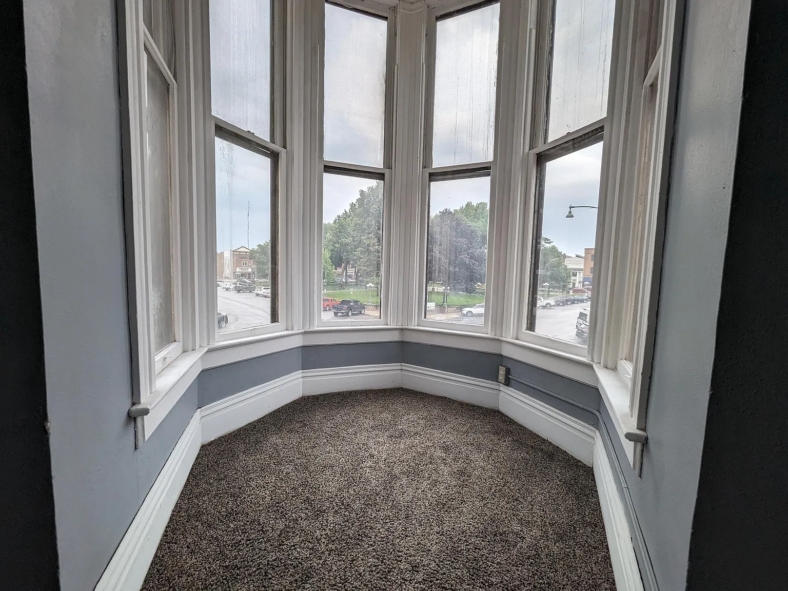 201 High Avenue East - 201- 1/2 — Photo 4