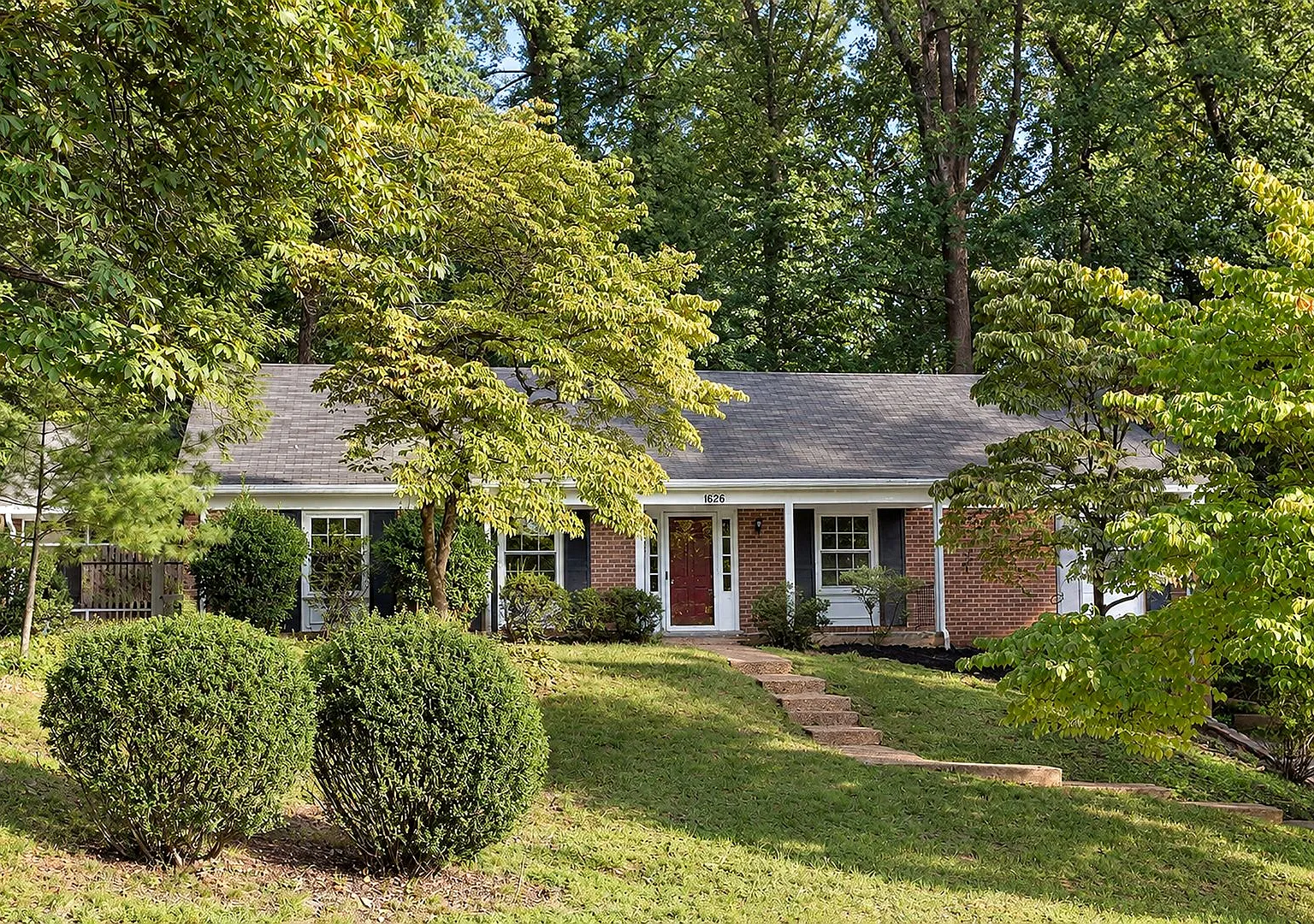 Spacious Pet-Friendly Greenbrier Home with Recent Updates + Lawn Care Included — Photo 1
