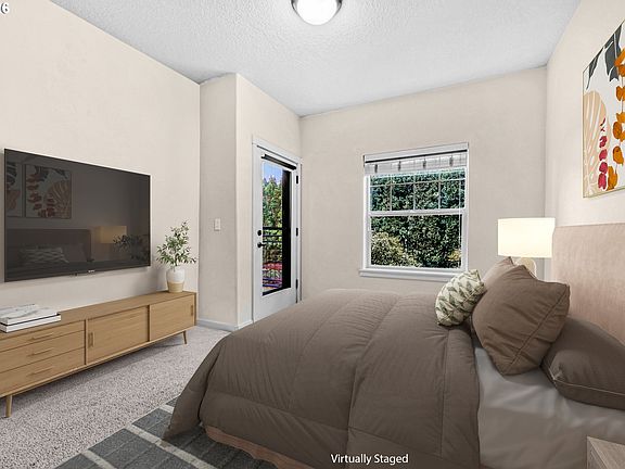 5th image of 8904 NE Brentford Way