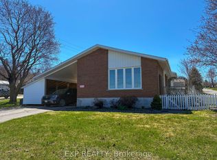 934 Raglan St S, Renfrew, ON K7V1S4