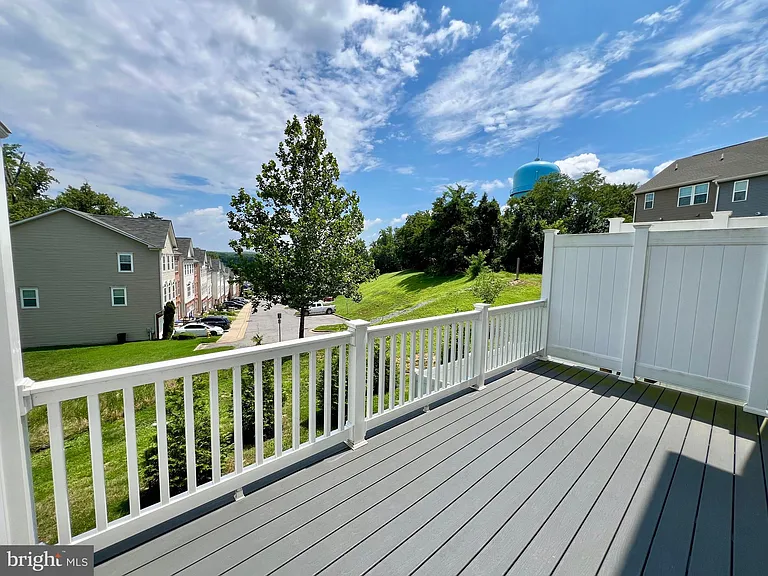 105 Caswell Dr — Photo 41