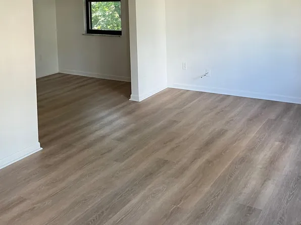 69 Oakwood Ave Floor 2, Pittsburgh, PA 15229