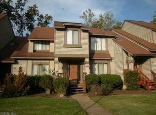 230 Misty Pointe Ln, Newport News, VA 23603