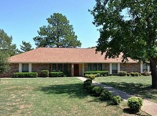 901 Hillside Dr, Copper Canyon, TX 75077