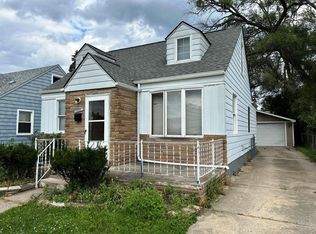 24884 Schroeder Ave, Eastpointe, MI 48021