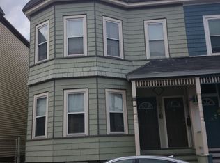 690 E 7th St #1, South Boston, MA 02127