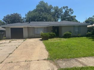 712 Royal St, Lake Charles, LA 70607