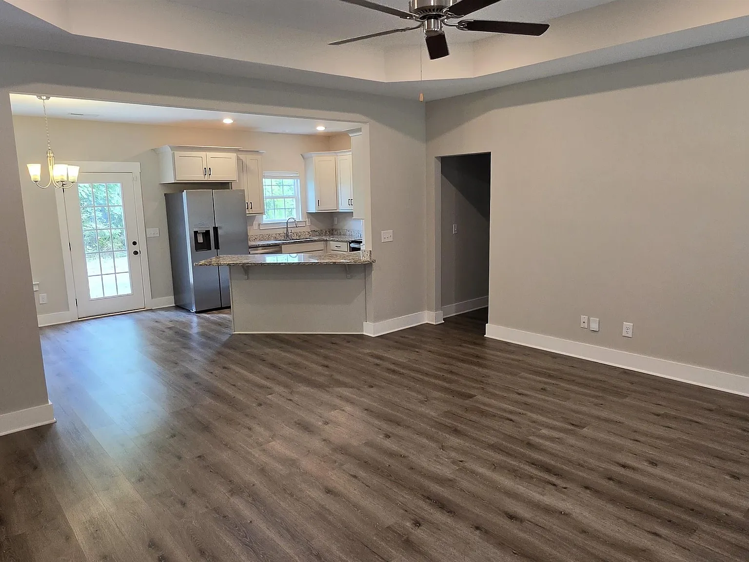 3 bed, 2.0 bath, $1,750 — Photo 2
