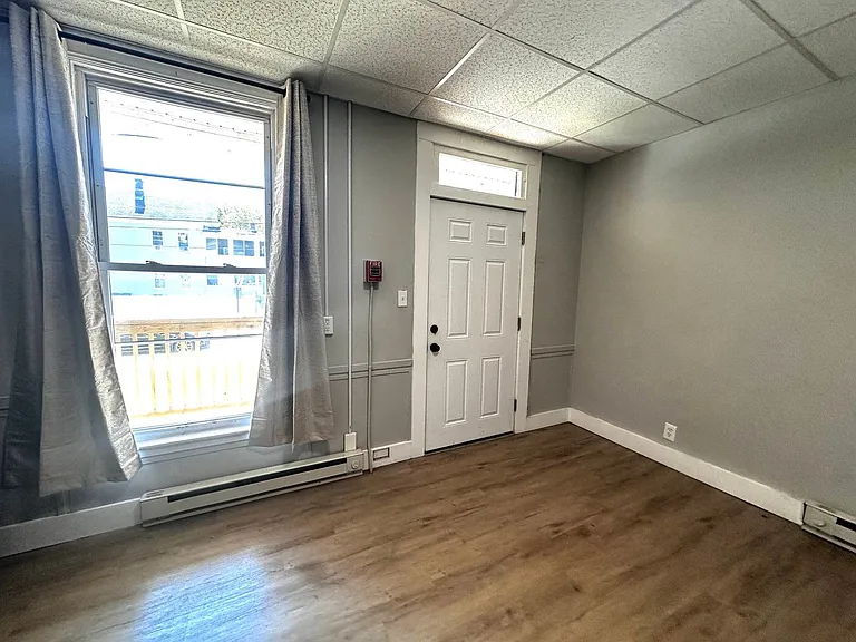 539 Pine St — Photo 8