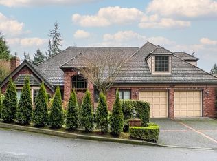 10421 SE 30th St, Bellevue, WA 98004