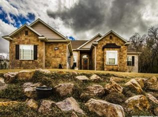 1749 Shoshone Dr, Ogden, UT 84403