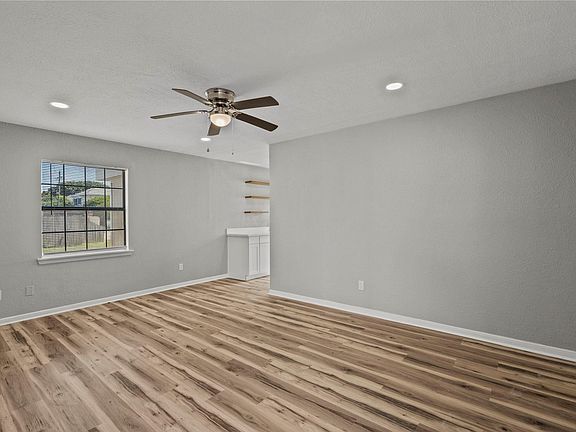 3rd image of 1927 Avenue M 1/2 APT 4
