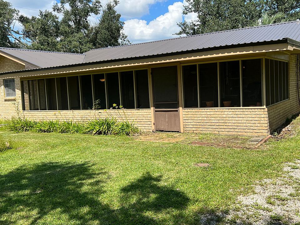 2nd image of 254 Lower Country Dr