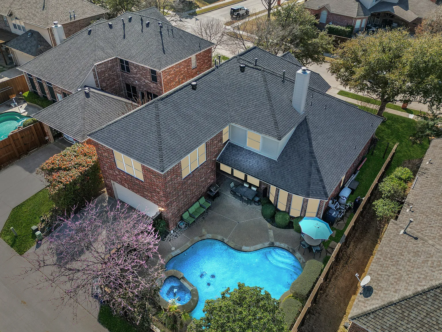 4 bed, 3.5 bath, 3674 sqft, $4,300 — Photo 1