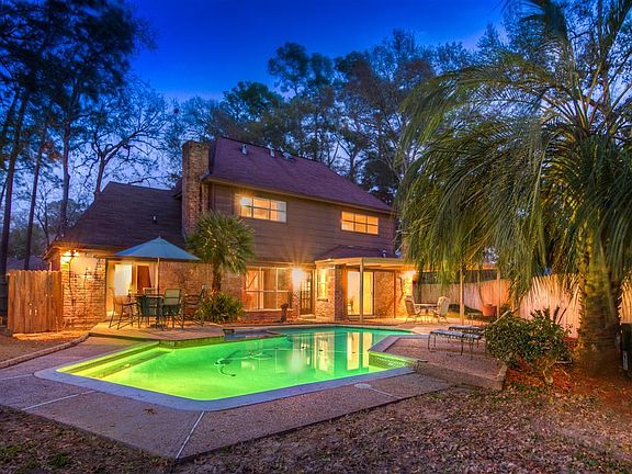 Welcome to Your Next Home in Beautiful Ravensway Estates!