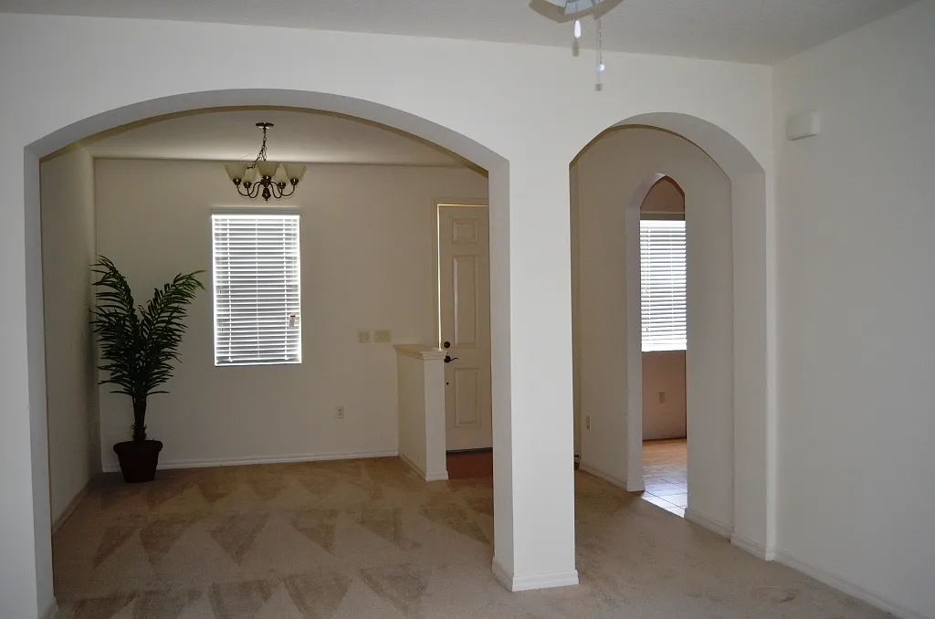 Spacious 3-Bedroom, 2.5-Bath Townhouse with 2-Car Garage Turtle Creek, St. Cloud — Photo 2