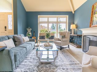 2009 216th Pl NE, Sammamish, WA 98074
