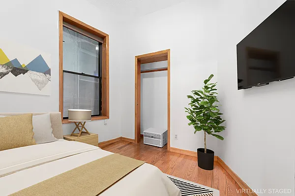Rented by Compass | media 4