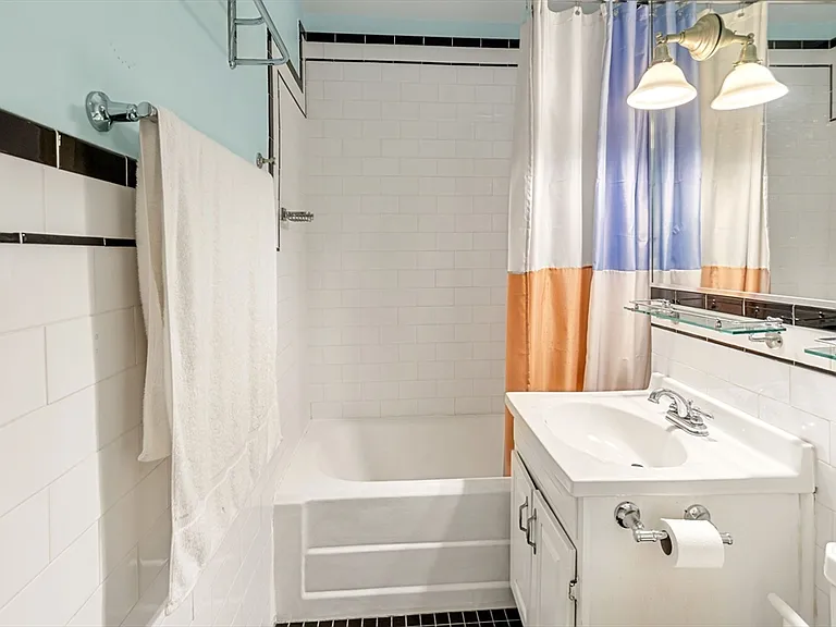 207 Commonwealth Ave #4 — Photo 7